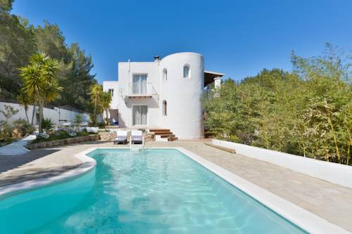 Cala Llonga España codigo de promocion booking.com