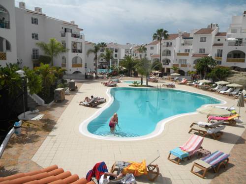 Adeje España codigo de promocion booking.com