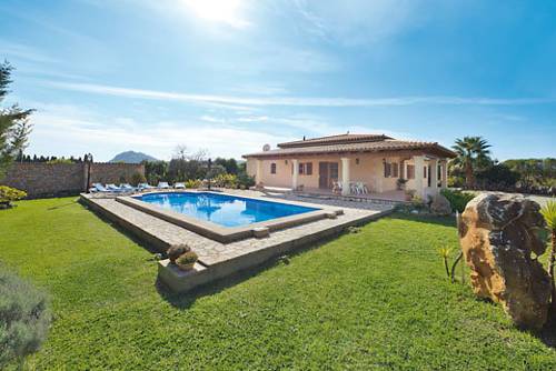 Pollensa España codigo de promocion booking.com
