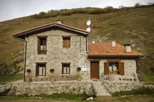 Ezcaray España codigo de promocion booking.com