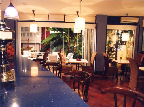 Comillas España codigo de promocion booking.com