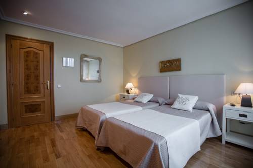 Pamplona España codigo de promocion booking.com