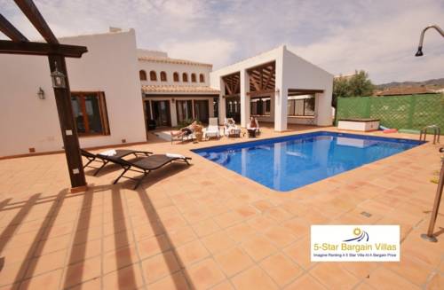 Succina España codigo de promocion booking.com