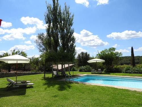 Sencelles España codigo de promocion booking.com