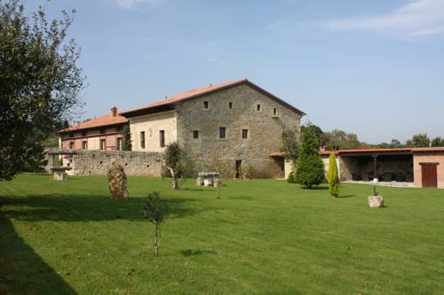 Santillana del Mar España codigo de promocion booking.com