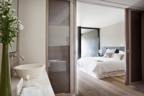 Pamplona España codigo de promocion booking.com